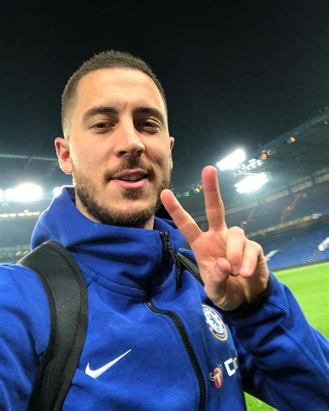 Pin By Carlos Moctezuma On Soc Cer Eden Hazard Hazard Chelsea Eden