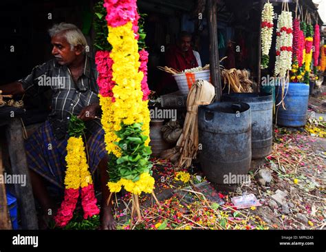 Flower Vendors At The Flower Market In Chennai India Stock Photo Alamy