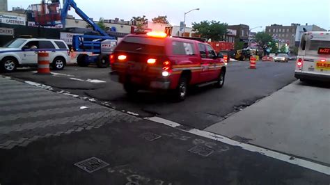 Fdny Engine 64 And Battalion 20 Responding Youtube