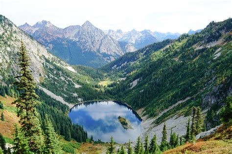 21 Best Hikes In Washington State • Small Town Washington