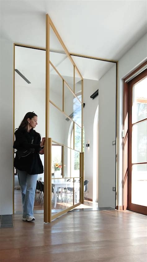 Mitika Pivot Sliding Door By Adielle Interieur Staldeuren Schuifdeuren Schuur Binnendeuren