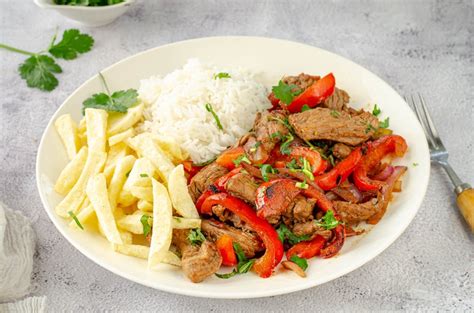 Lomo Saltado Receita Peruana Aut Ntica E Simples Para Cozinhar Em Casa