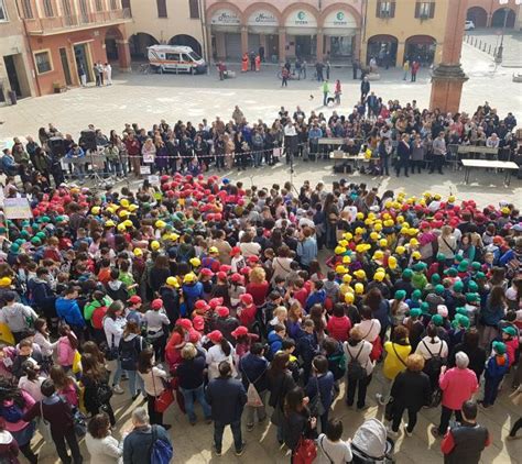 Lezione di pace Torna dopo la pandemia Festa in piazza venerdì