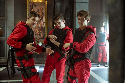 Critique La Casa De Papel Saison Partie Une Fin En Or Ou En