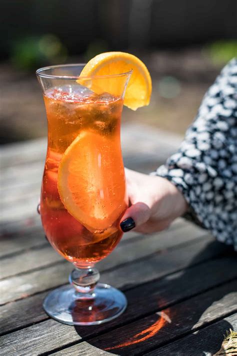 Aperol Spritz Recipe It S So Easy Lexi S Clean Kitchen