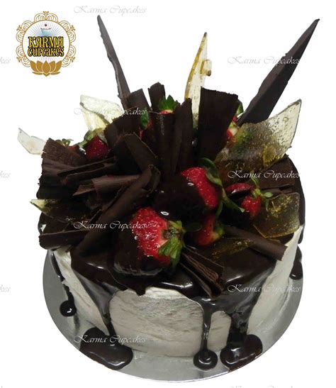 Toffee And Chocolate Shards Drip Cake With Strawberries