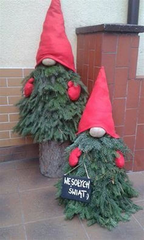 Unusual Outdoor Christmas Decorations