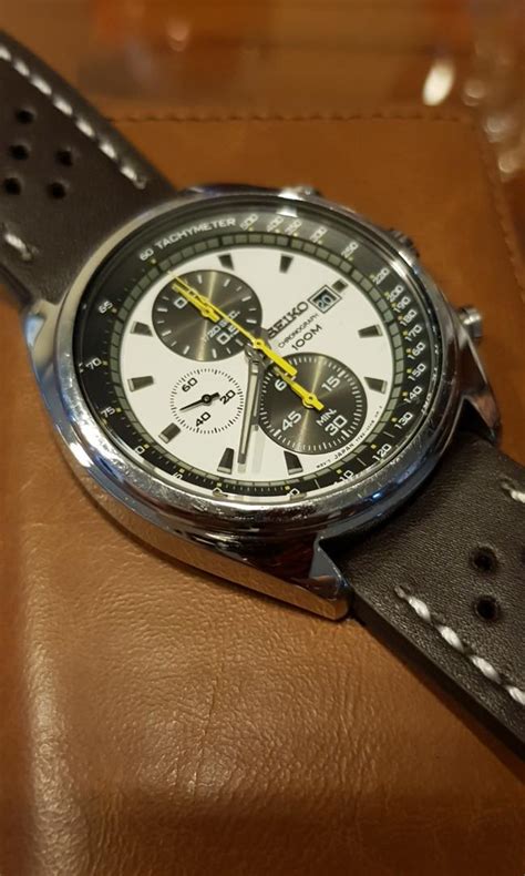 Seiko Panda Chronograph Yellow Hands Men S Fashion Watches