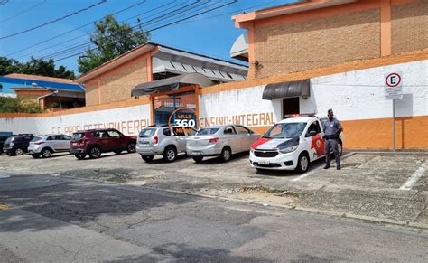 Boatos de ataques em escolas de São José dos Campos assustam pais e