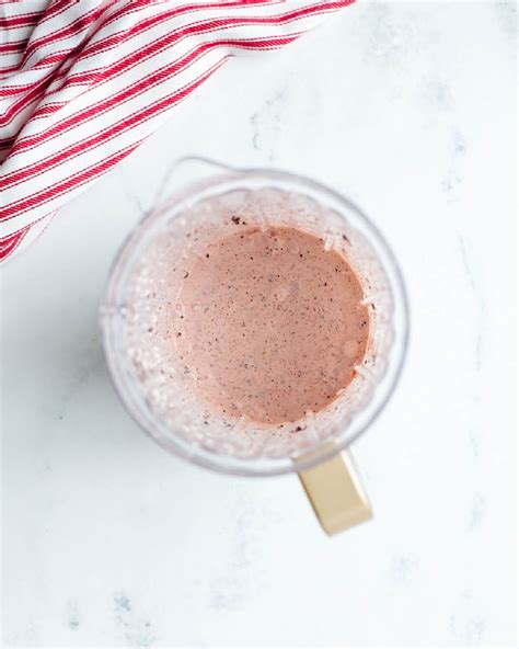 Chick Fil A Peppermint Milkshake Recipe - The Cookin Chicks