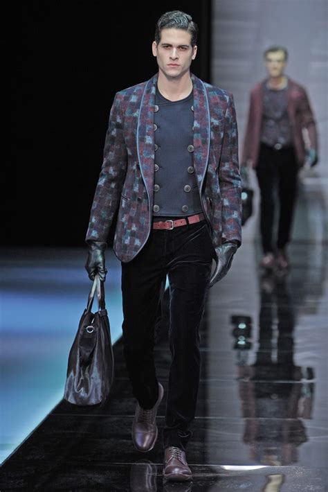 Giorgio Armani Mens RTW Fall 2013