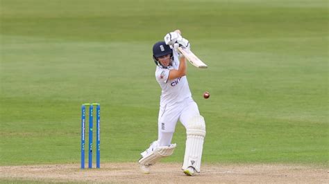 England make changes to squad for India Test