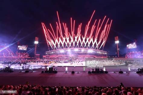 Commonwealth Games Opening Ceremony Photos And Premium High Res