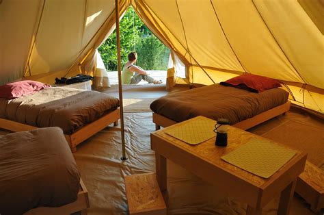 Notre hébergement en tentes nomades Chemins de Traverse Auberive