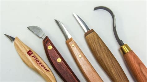 Selecting a Carving Knife - Woodcarving Illustrated