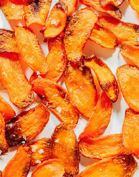 Healthy Oven Baked Carrot Chips So Crispy Live Eat Learn