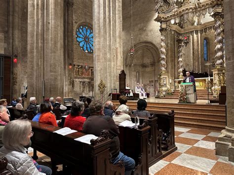 A Trento La Veglia Per La Pace In Una Cattedrale Gremita Vita Trentina