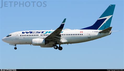 C GWBX Boeing 737 7CT WestJet Airlines Aaron Miles JetPhotos