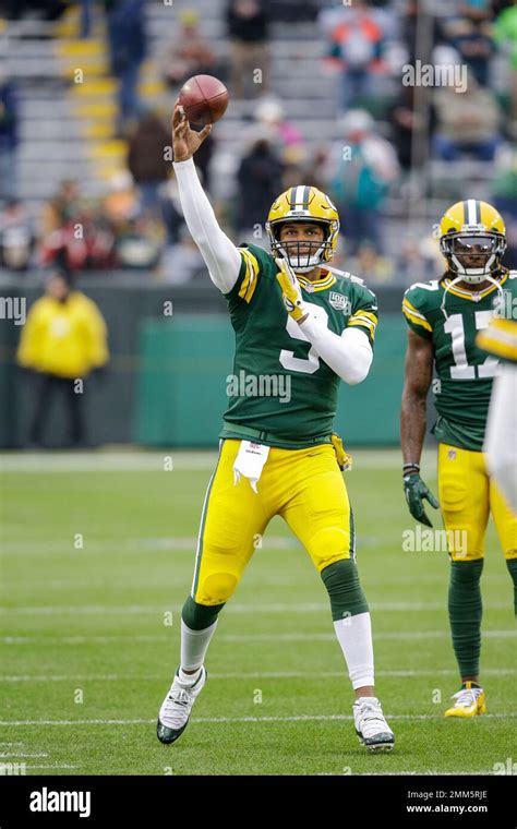 Green Bay Packers Deshone Kizer Before An Nfl Football Game Sunday Nov