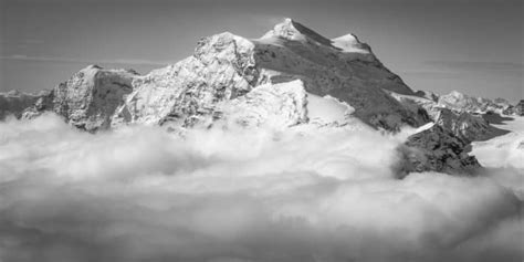 Le Grand Combin Portrait d un géant des Alpes valaisannes