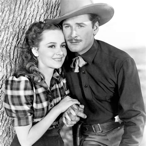 Olivia De Havilland Errol Flynn Dodge City 1939 Directed By