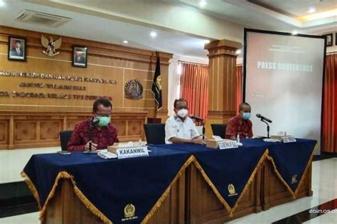 WNA Kanada Yang Buka Kelas Yoga Orgasme Di Bali Tidak Punya Surat