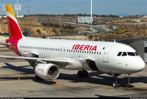 EC LRG Iberia Airbus A320 214 Photo By Severin Hackenberger ID 838460