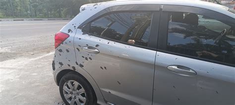 Carro Estacionado Atingido Por Cimento No Cidade Maia Guarulhos Hoje