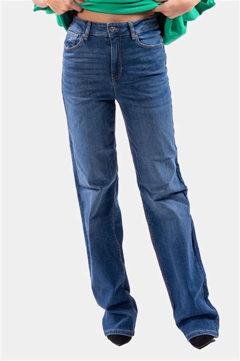 Jeans Regular Effetto Push Up In Denim Con Lavaggio Medio Fracomina