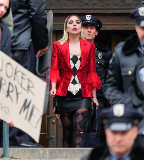 Coringa Confira Imagens De Lady Gaga Como Arlequina