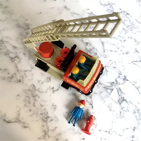 PLAYMOBIL VINTAGE Camion de pompier grande échelle Fire Truck