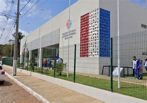 Bahia Ba Estado Inaugura Col Gio De Ensino Integral Em Apor