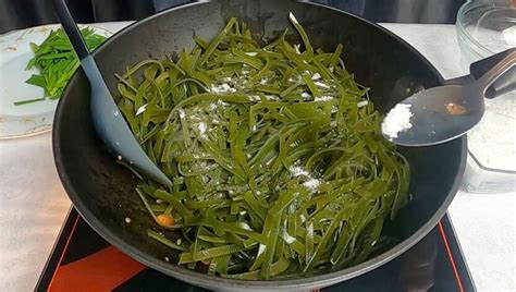 Жареная морская капуста с мясом по-корейски. Простой, пошаговый рецепт ...