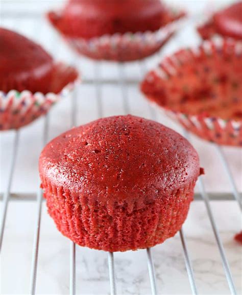 Eggless Red Velvet Cupcakes Vegan Red Velvet Cake And Cupcakes