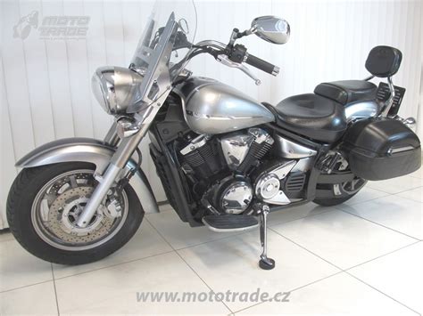 MOTO TRADE Yamaha XVS 1300A Midnight Star