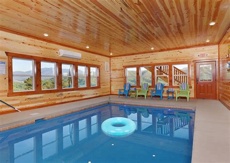 Pool Cabins in Pigeon Forge - Mountain Top Retreat