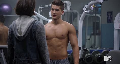 Cody Christian Workout Routine And Diet Plan Train For All American