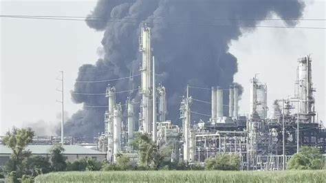 Marathon Refinery fire illustrates how industry goes quiet during a ...