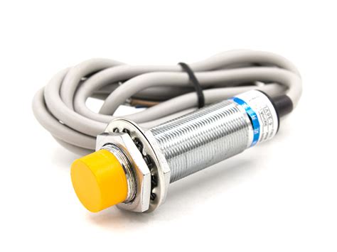 Концевой индуктивный датчик LJ18A3-8-Z/BX (3 провода) - купить в ...