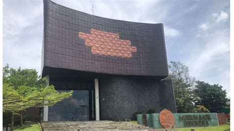 Foto Museum Batik Indonesia Destinasi Wisata Edukasi Baru Di Tmii