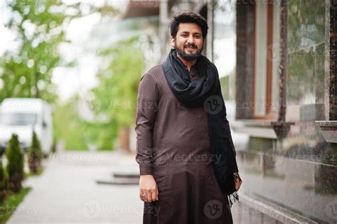 Afghanistan man wear traditional clothes. 10460877 Stock Photo at Vecteezy