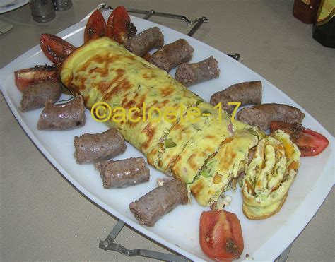 BACON OMELETTE ROLL WITH SALSA - Your Recipe Blog