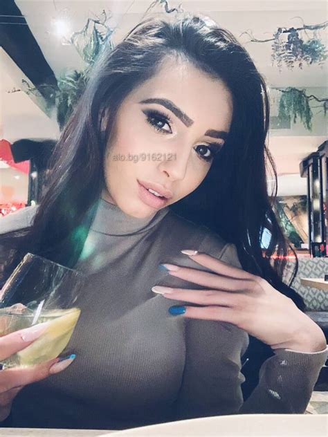 София Компаньонкa 100 real brunette try me 22 г 150 см Класически