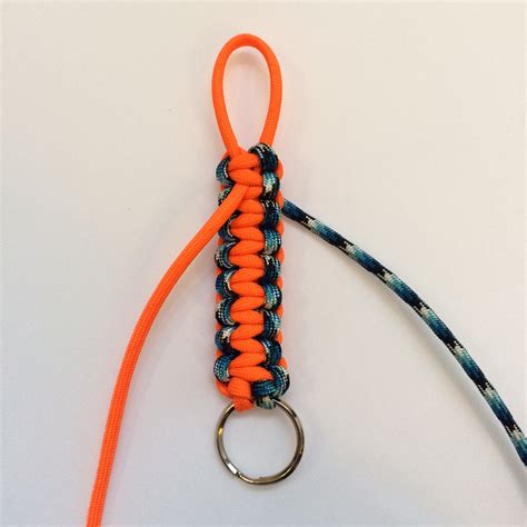 20 DIY Paracord Keychains with Instructions | Guide Patterns