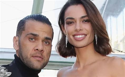 Joana Sanz Pide El Divorcio A Dani Alves El Norte De Castilla