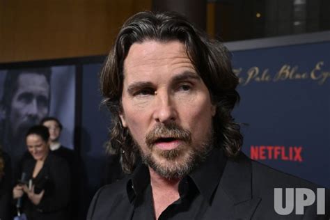 Photo Christian Bale Attends The Pale Blue Eye Premiere In Los