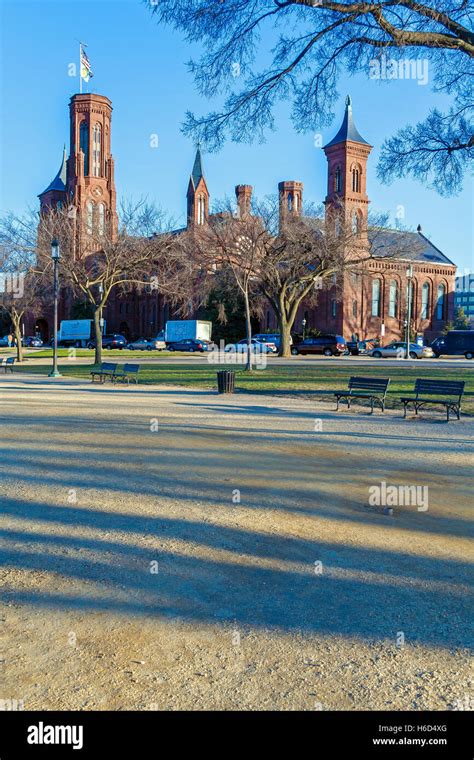 WASHINGTON DC, USA - JANUARY 27, 2006: The Castle, first Smithsonian ...