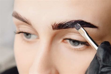 A Beginners Guide To Eyebrow Tinting Before And After Tips