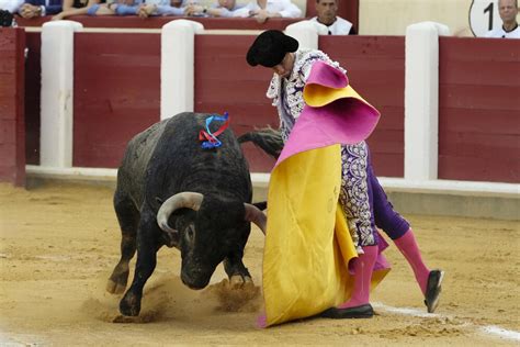 Segunda Corrida De Toros Por Las Fiestas En Valladolid Un Mano A Mano