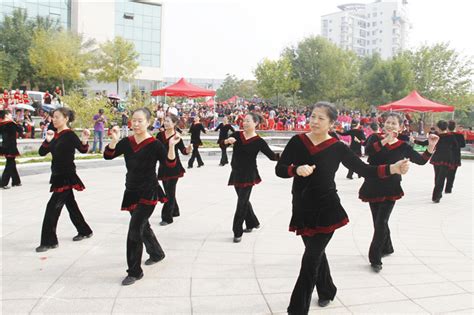 广场舞大妈撑起千亿市场 衍生消费目前已有产业雏形组图 中国网山东日照 中国网山东频道 中国网 • 山东